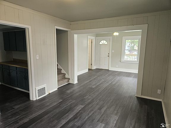 5th image of 223 Jerome St