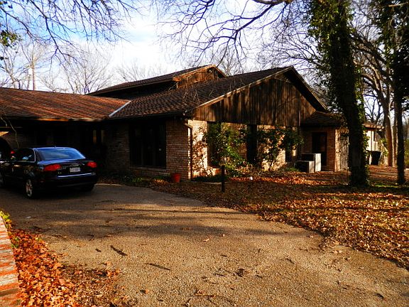 2nd image of 4509 Arrowhead Dr