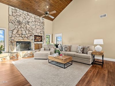 2137 E 9th St, Lynn Haven, FL, 32444