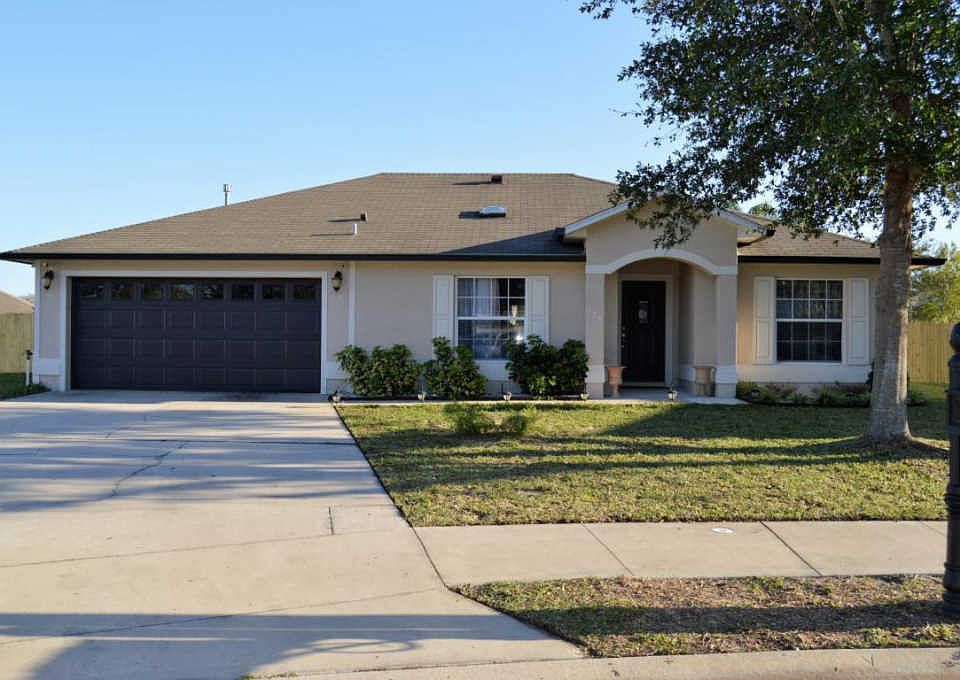 1st image of 129 Notting Hill Dr