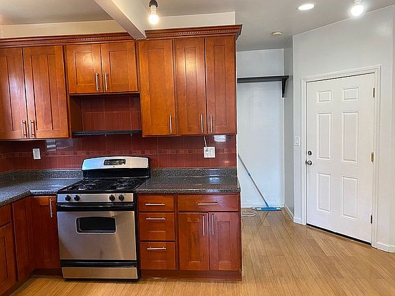 2nd image of 3054 14th St