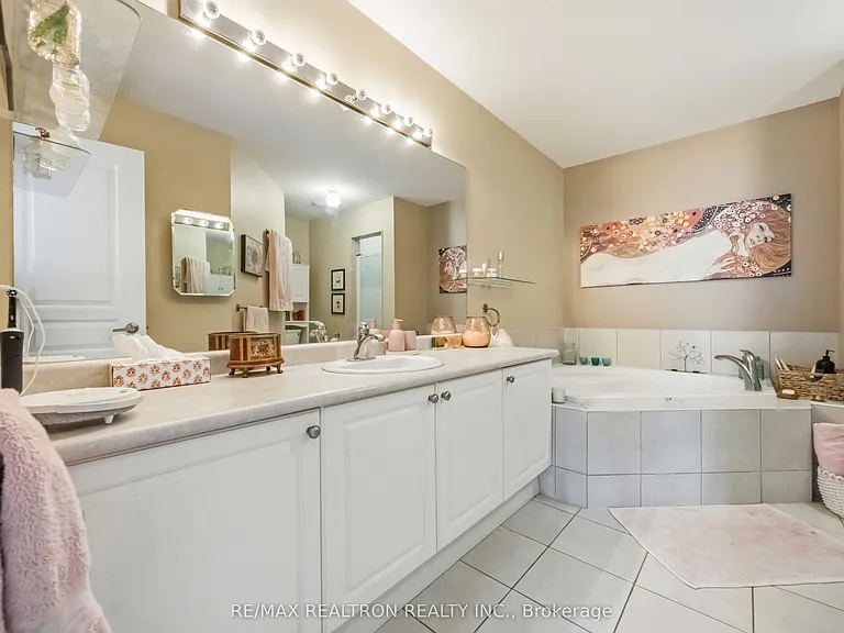 23 Amberty St — Photo 22