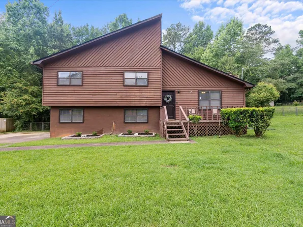 85 S Meadowcliff Cir, Carrollton, GA 30116