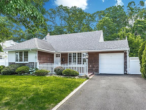 2nd image of 1228 Lakeshore Dr