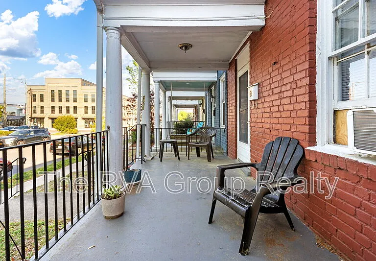 2611 Grayland Ave — Photo 4