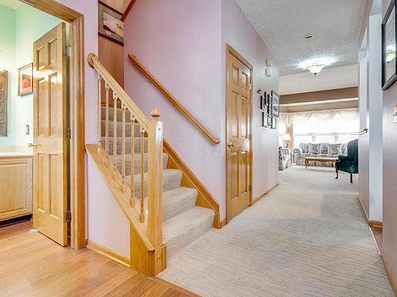 3rd image of 8665 Kingsley Dr