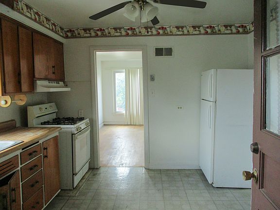 5th image of 1035 Bohland Ave