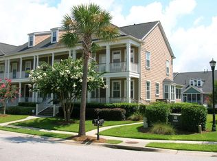 1013 Zinser Ln, Mount Pleasant, SC 29466