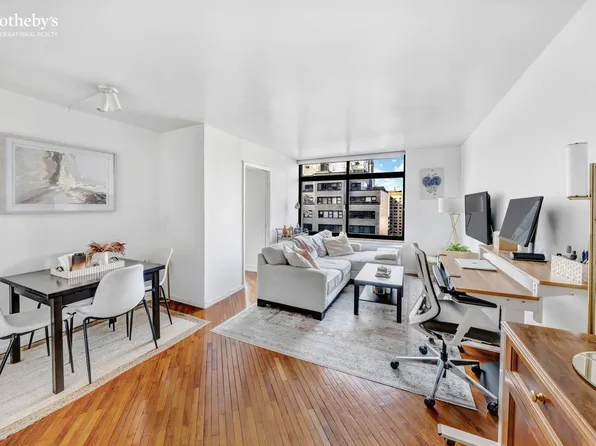 400 East 70th Street image 1 of 6