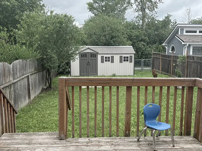 968 Bluffwood Ave — Photo 14