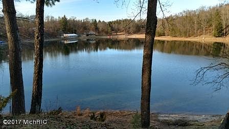 3rd image of 4146 W Inter Lake Dr