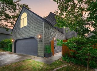 596 March Ave, Healdsburg, CA 95448