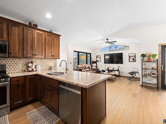 3rd image of 4601 S Equity Dr