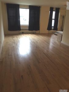 2 Birchwood Ct APT 1C, Mineola, NY, 11501