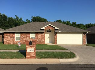 1420 Teakwood Dr, Norman, OK 73071