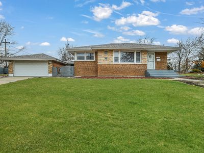 2 N Wisconsin Ave, Addison, IL, 60101