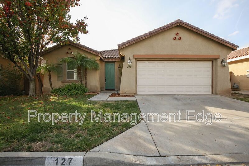 1st image of 127 Fuerte Ct