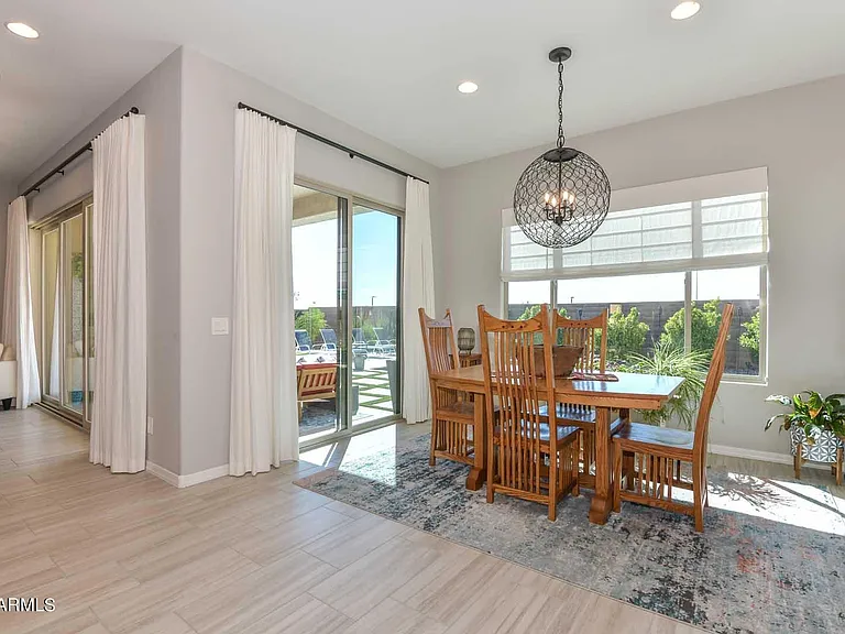 9661 W Patrick Ln — Photo 17