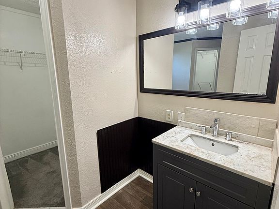 5th image of 4619 Rhoda Ln #1A