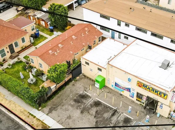 10333 S Inglewood Ave, Inglewood, CA 90304