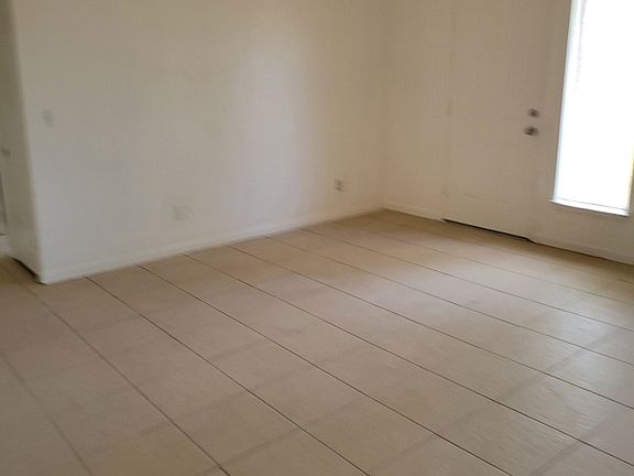 4th image of 11539 E Elton Ave