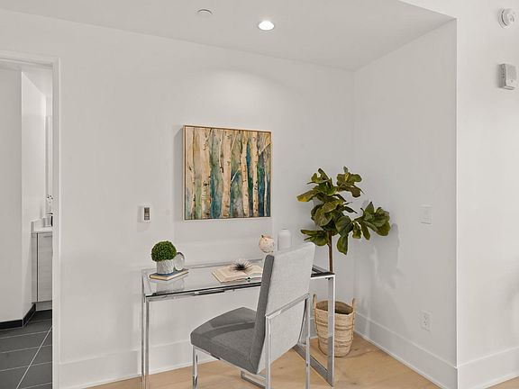 5th image of 1075 Market St Unit 706