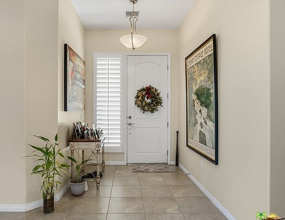 4th image of 67356 N Laguna Dr