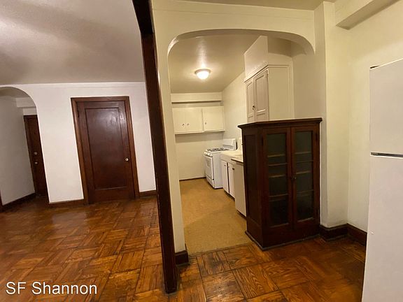 3rd image of 3510 Miami St #114