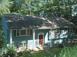 447 Windemere Ave, Mount Arlington, NJ 07856