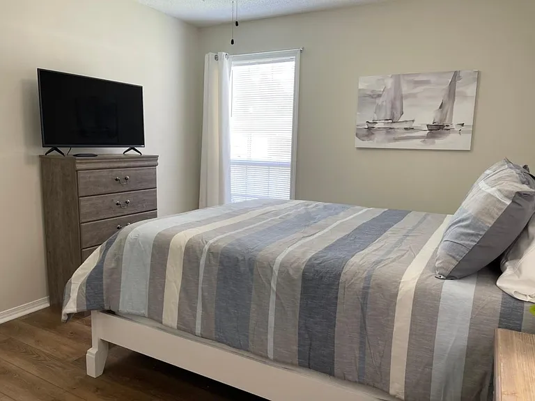 20 W 5th St #20 — Photo 10