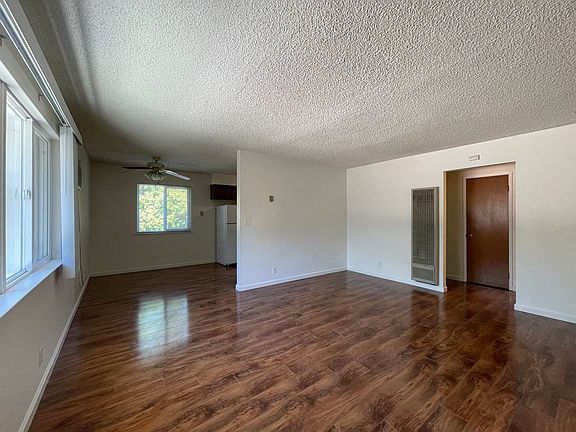 4th image of 3811 H St APT 11