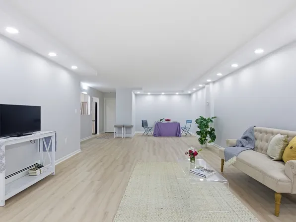 131 Coolidge Ave APT 122, Watertown, MA 02472