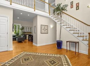30 Stillview Rd, Stamford, CT 06902