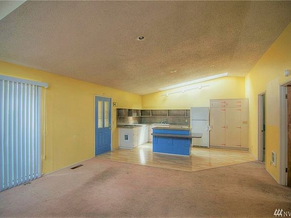 2nd image of 2247 Pleasanton Ct SE #2