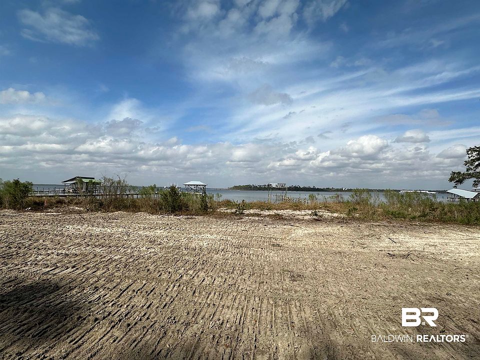 2nd image of 4827 Bay Cir