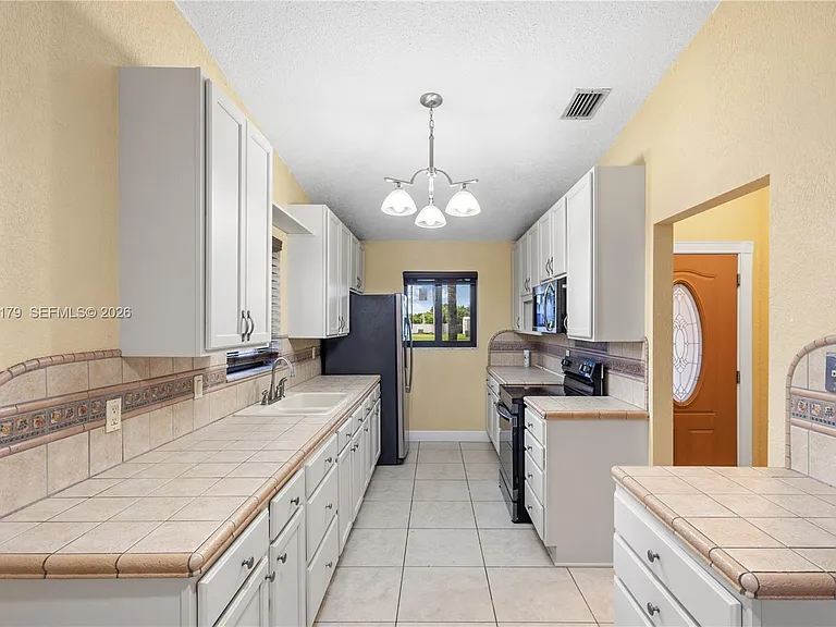 12580 SW 248th Ter — Photo 5