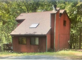 102 Tumble Ct, East Stroudsburg, PA