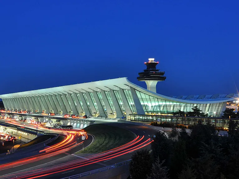Camden Dulles Station — Photo 48