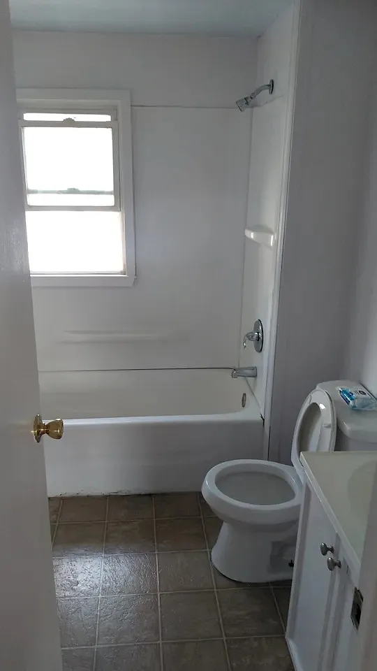 2 bed, 1000 sqft, $2,100 — Photo 4