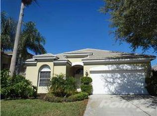 3687 Doral St, Palm Harbor, FL 34685