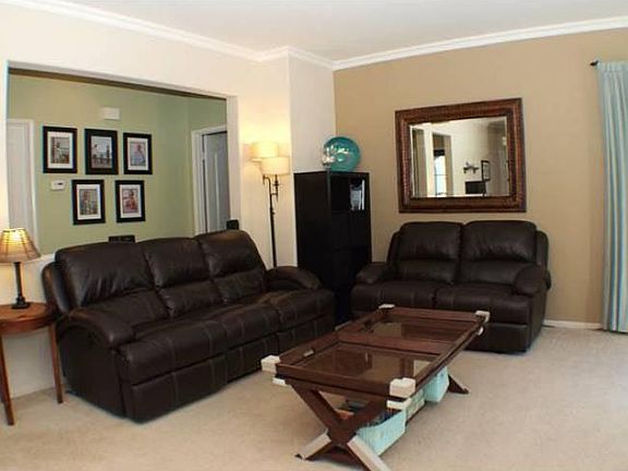 3rd image of 12718 Creekview Dr Unit 162