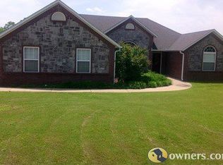 2304 W University St, Siloam Springs, AR 72761