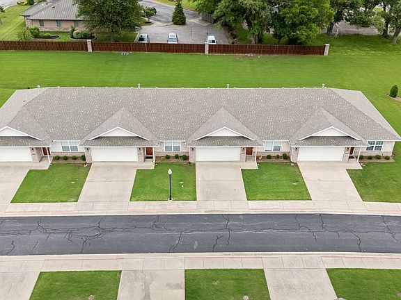 3rd image of 800 N 19th St #803