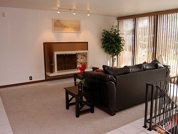 Living Room 2nd View