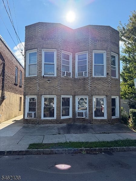 1st image of 60 Naples Ave