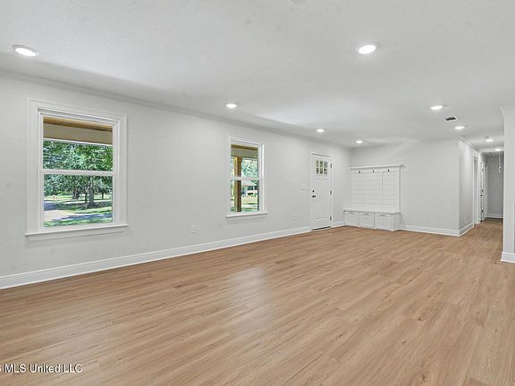 5th image of 12908 Dixie Hill Dr