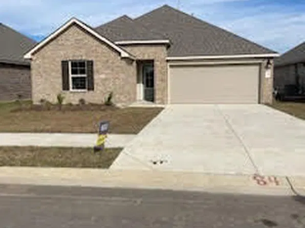 102 Chesson Hill Dr, Broussard, LA 70518