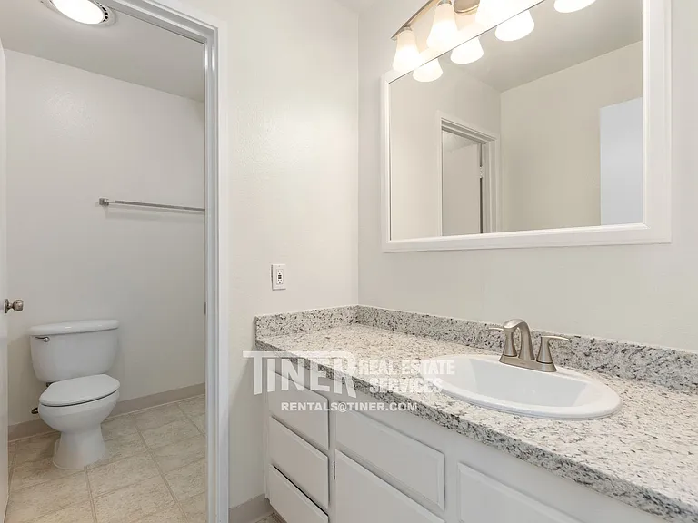 8708 Bluff Ln — Photo 19