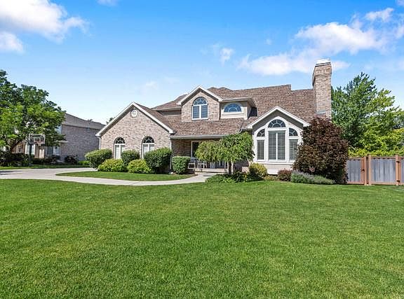 3rd image of 7970 S Hunters Meadow Cir
