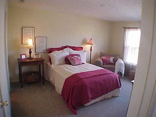 4th image of 9485 Meadow Woods Ln Unit 186